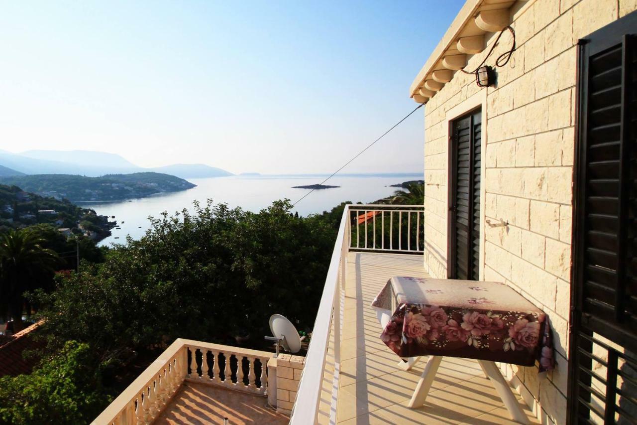 Diving Apartments Molunat Luaran gambar