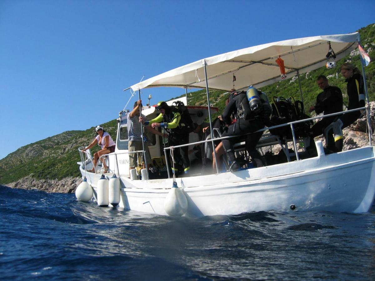 Diving Apartments Molunat Luaran gambar
